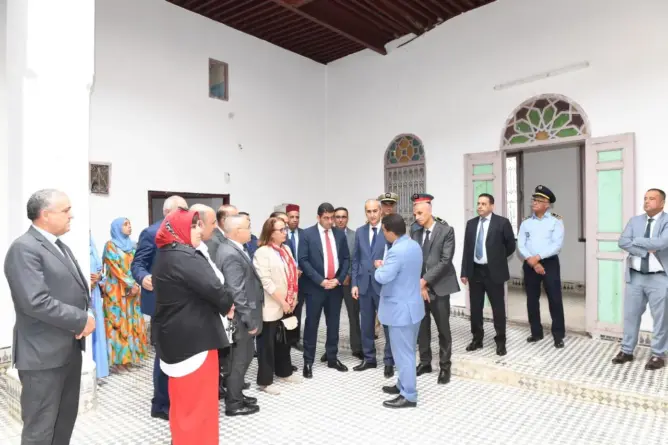 بنسعيد يزور معالم تراثية بوزان وشفشاون ويطلق عرض “نوستالجيا”