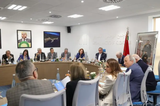 الأحرار يشيد بانسجام الأغلبية الحكومية ويفتح ورش الأخلاقيات داخل الحزب