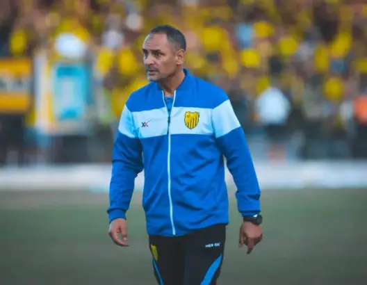 بنسلطان يقود النادي المكناسي بعد صعوده للدوري الممتاز