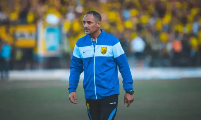 بنسلطان يقود النادي المكناسي بعد صعوده للدوري الممتاز