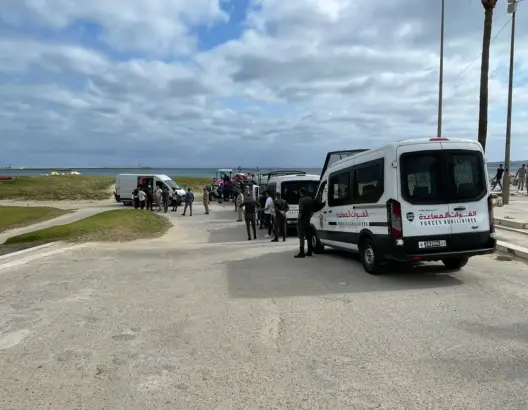 توقيف مهاجرين سريين وتحرير الملك البحري في حملة تمشيطية بطنجة (صور)
