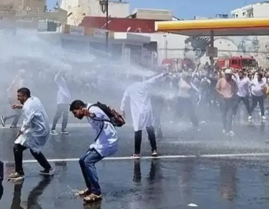 منظمة تستنكر “تعنيف” الأطر الصحية خلال وقفة سلمية بالرباط