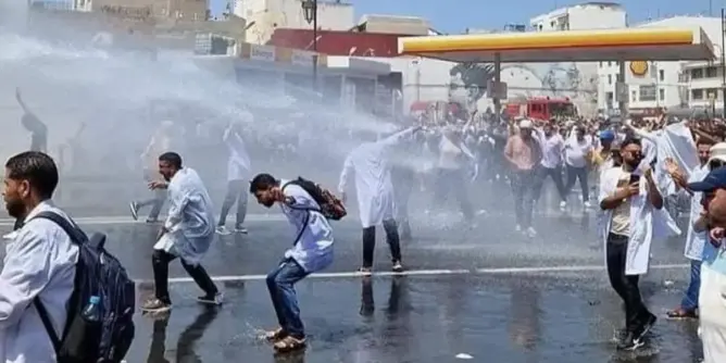مخاريق: نتألم لواقع الأسرة الصحية ونرفض قمع النضالات السلمية بأساليب السبعينيات