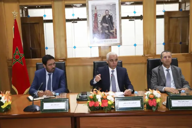 بعد شهور من التوتر.. الحكومة توافق على مطالب نقابات الصحة لطي الأزمة