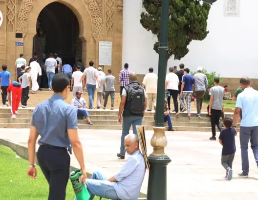 خطبة موحدة بمساجد المملكة تقسم آراء مصلين حول انتهاك حرية الخطباء (فيديو)