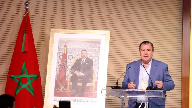 السنتيسي يتهم الحكومة بـ”تسييس” أزمة طلبة الطب ويحذر من “سنة بيضاء” (فيديو)