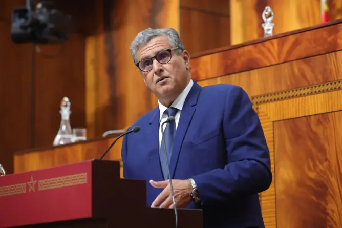 أخنوش: 17 ألف استفادوا من “دعم السكن” والحكومة ضمنت فضاءات عيش كريمة للمغاربة