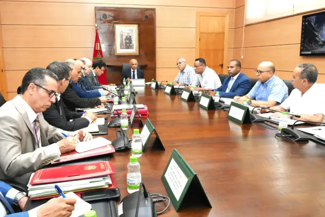 تغييرات جديدة تطال “الحركة الانتقالية”.. فراشين يكشف تفاصيل فتح الملف مع بنموسى