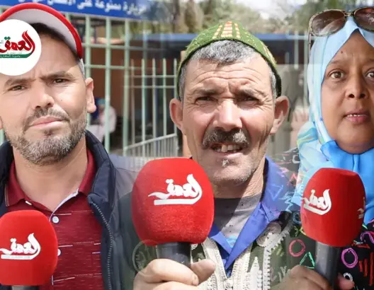 مواطنون بمراكش يتضامنون مع احتجاجات شغيلة الصحة ويبدون غضبهم من مسؤولي القطاع