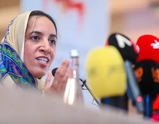 بوعيدة تعد ساكنة كلميم وادنون بـ”الرخاء” وتتسلح بالأرقام لكشف خطة تنمية الجهة