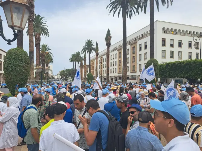 نقابة مخاريق تطالب بحذف العقوبات السالبة للحرية من مشروع قانون الإضراب