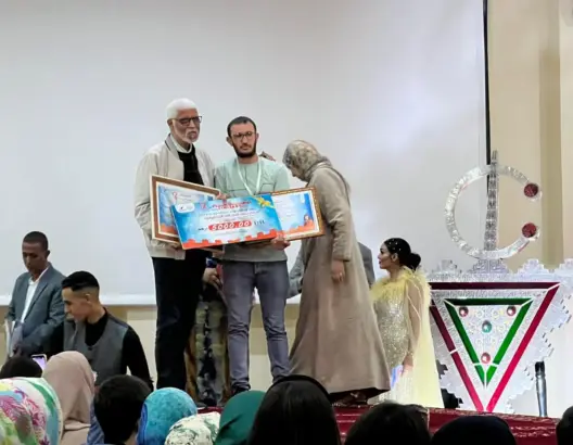 “العمق” تتوج بجائزة عبد العزيز البيض للصحافة والإعلام