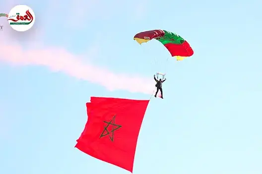 استعراضات عسكرية بـ”الباراشوت” بسلا