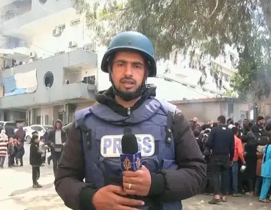 استشهاد مراسل الجزيرة إسماعيل الغول بقصف إسرائيلي في غزة