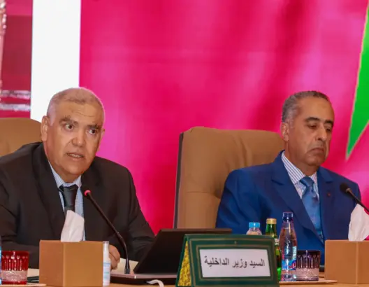وزير الداخلية يحث الولاة والعمال على إنجاح الحماية الاجتماعية والإحصاء العام للسكان