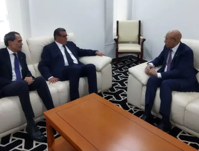رئيس موريتانيا يستقبل أخنوش ويؤكد رغبته في تعزيز العلاقات مع المغرب