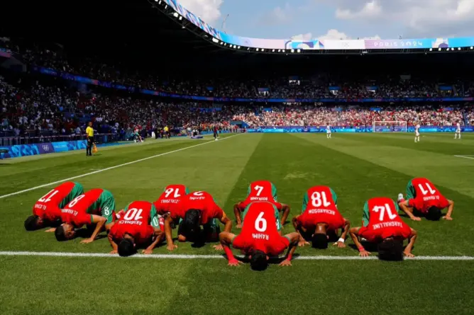إنجاز تاريخي.. المغرب يسحق أمريكا ويبلغ نصف نهائي أولمبياد باريس