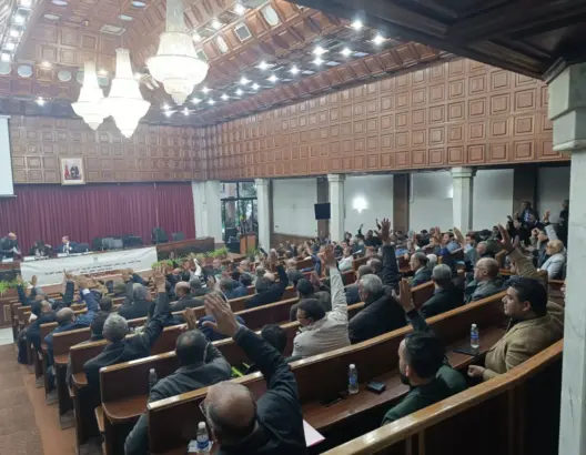 الأغلبية ترشح مشتبها فيه بـ”الاختلاس” لحل أزمة النقل بجهة البيضاء