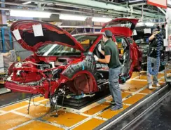 تقرير: الشركات الأجنبية تساهم بـ14.7% من إنتاج المغرب والسيارات تتصدر صادراتها