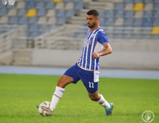 نشطاء يتداولون جثة اللاعب المغربي أخريف بسواحل الجزائر