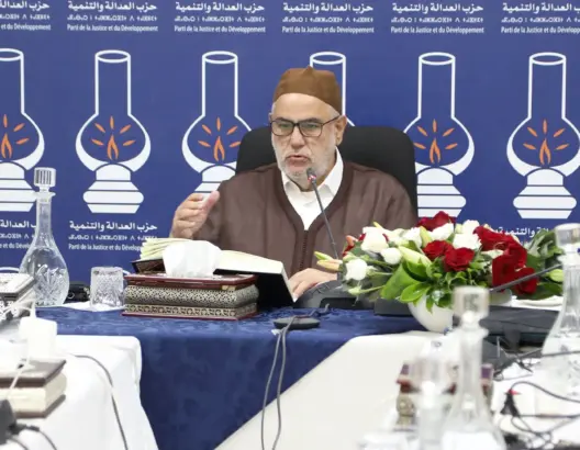 البيجدي يرفض إقصاءه من المشاركة في الإحصاء ويتهم الحليمي بـ”خرق الدستور”