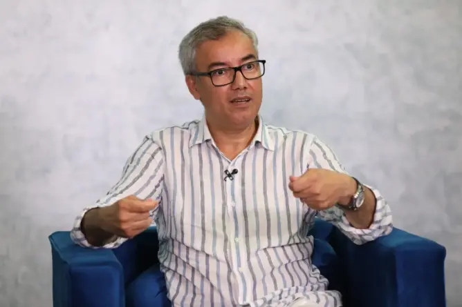 أحمد نور الدين ينتقد صمت الخارجية المغربية تجاه تحركات مدريد ضد الرباط