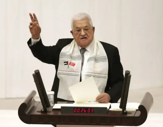 اتصالات إقليمية ودولية لتأمين زيارة الرئيس الفلسطيني إلى غزة “لوقف الحرب”