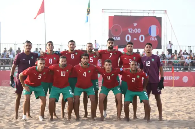 كأس البيضاء للكرة الشاطئية.. المغرب يهزم فرنسا ويتوج باللقب