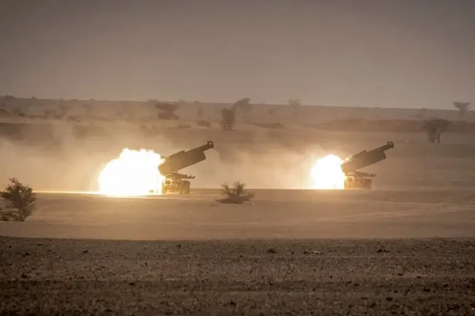 راجمة الصواريخ "HIMARS" الأمريكية