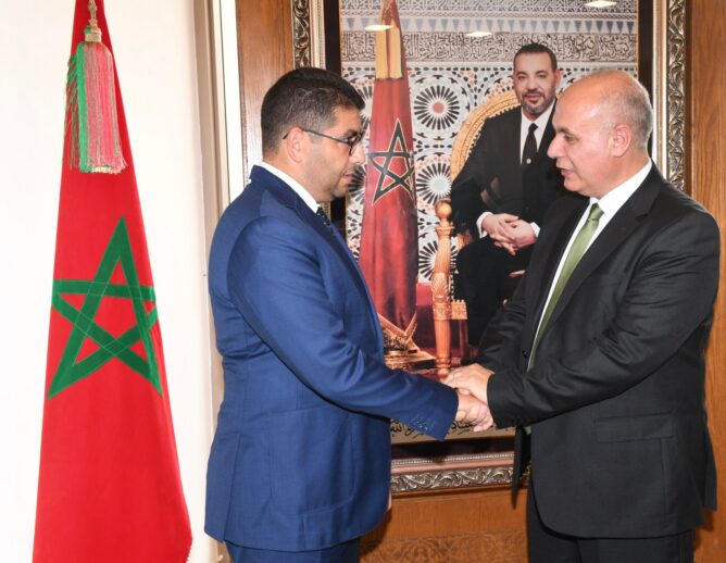 بنسعيد يجري مباحثات مع نظيره الفلسطيني