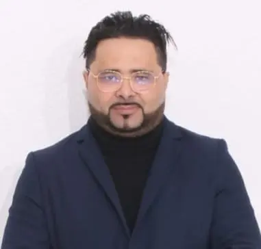 علي الهويريني … الفيلسوف الذي سرقناه من الزمن الجميل