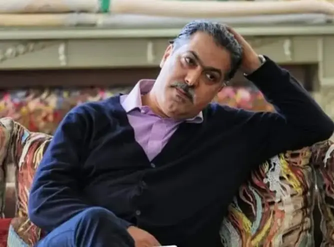 صديق مكوار: لم أتخلّ عن المسرح رغم تركيزي على التلفزيون والسينما