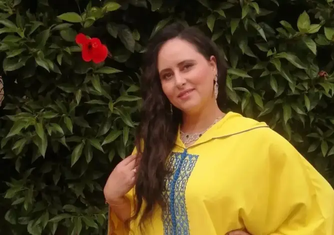 “الشللية” تمدد غياب الممثلة منال الصديقي عن شاشة التلفاز