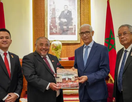 الطالبي يتباحث مع وفد برلماني أندونيسي ويشيد بدعم جاكرتا لعضوية المغرب في “AIPA”