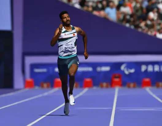 العداء منصف بوجا يهدي المغرب أول ميدالية ذهبية في بارالمبياد باريس