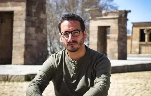 تصريحات مسيئة لصحفي إسباني موال للجزائر تثير غضب هيئات صحفية مغربية