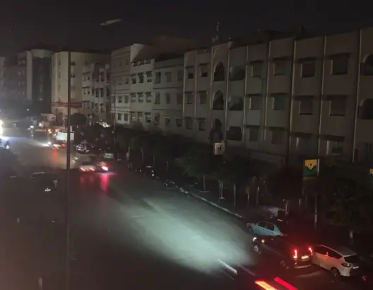 “أمانديس” تقطع التيار الكهربائي عن طنجة أثناء مباراة المغرب والغابون (صور)