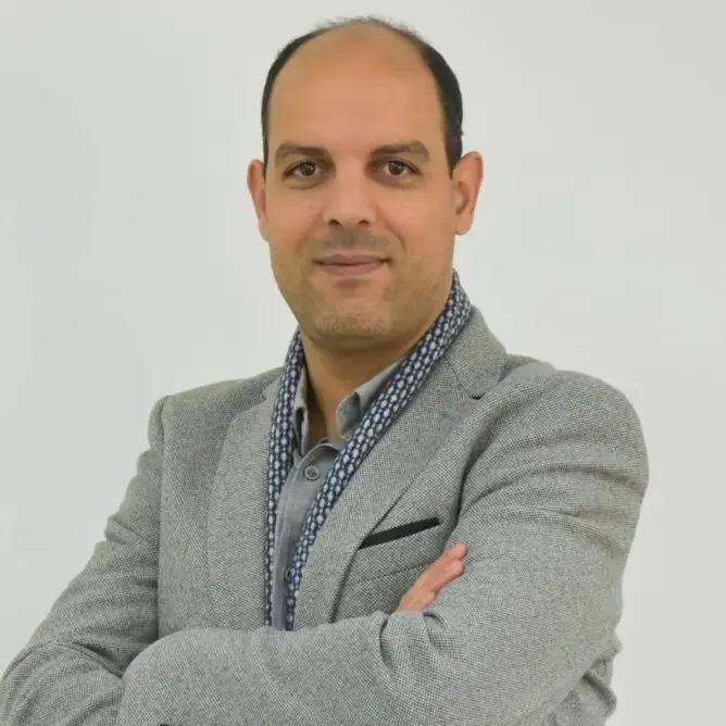 المدرسة الراكدة !