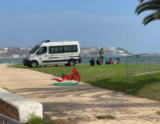 تفتيش “الطاكسيات” وملاحقة القاصرين.. استنفار كبير بالفنيدق تحسبا لـ”اقتحام جماعي” لسبتة (صور)