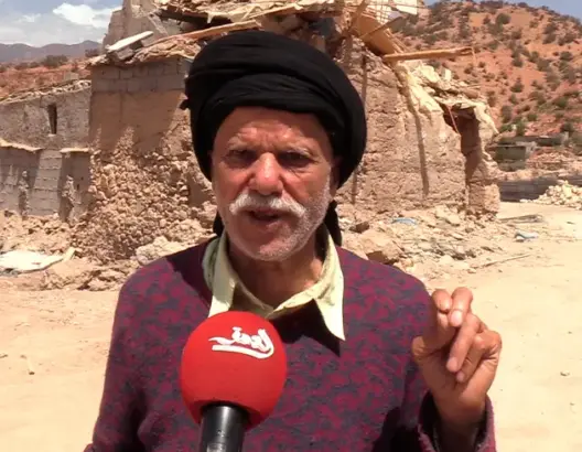 مسن يشكو عدم الاستفادة من دعم الزلزال (فيديو)