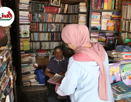 إقبال محتشم على المقررات الدراسية المستعملة بمراكش..وبائع يوضح الاسباب