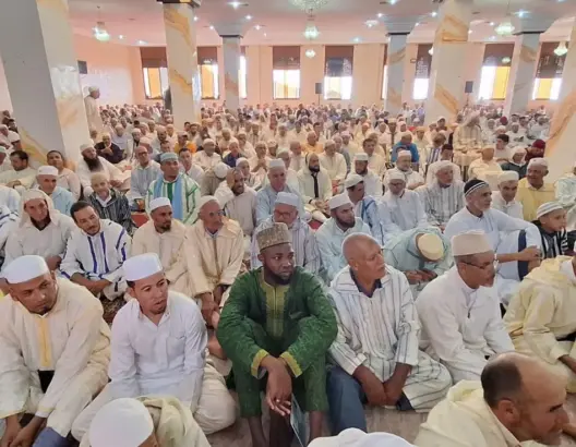 الزاوية البصيرية: الاحتفال بمولد النبي ليس بدعة بل من صميم التعبير عن حب الرسول (ص)