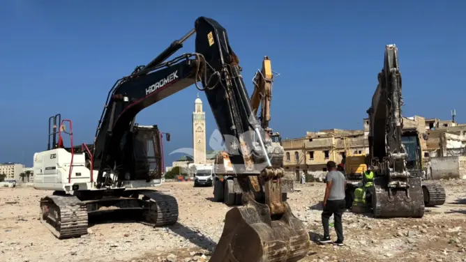 لتنفيذ مشروع أطلقه الحسن الثاني.. سلطات البيضاء تلجأ للقوة العمومية لإخلاء حي عتيق (فيديو)