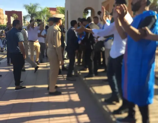 معطلو سوق السبت يستنكرون منع مسيرتهم ويحملون المسؤولية لعامل الإقليم