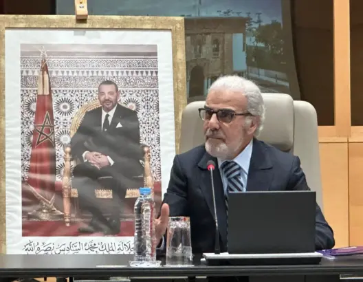والي بنك المغرب يعلق على أحداث الفنيدق.. ويبدي مخاوف من تكاليف الحوار الاجتماعي
