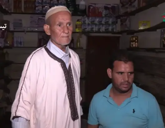 فقدا ملايين السنتيمات.. تاجر وابنه يرويان قصة نجاتهما من سيول طاطا (فيديو)