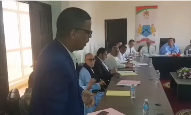 معارضة “الزاك” تنسحب من دورة أكتوبر وتحمل عامل الإقليم المسؤولية