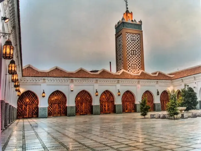 ضمنها مناطق الزلزال.. “الأوقاف” تعتزم تجهيز أزيد من 3900 مسجد خلال 2025