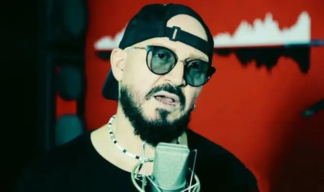 أساء للمغرب.. استضافة “الشاب بلال” لإحياء 5 حفلات في أكتوبر تثير غضب مغاربة