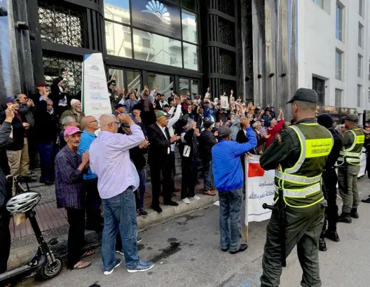 متقاعدو “ليديك” يطالبون باسترجاع مستحقاتهم في الوقفة 99 أمام مقر الشركة ويناشدون والي جهة البيضاء